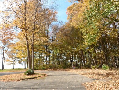 1195 S Eric Ln, Rushville, IN 46173 - photo 3