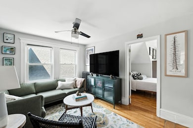 65 Endicott St unit 3, Salem, MA 01970 - photo 2