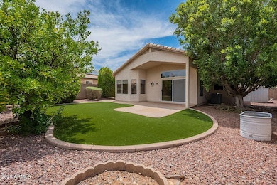 Luxurious North Facing Back Yard