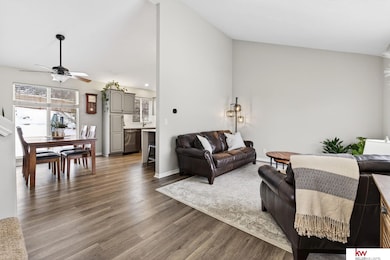 14713 Meredith Ave, Omaha, NE 68116 - photo 4