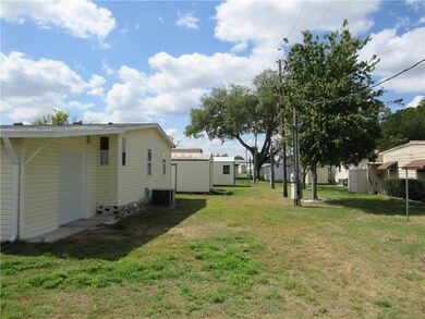 5535 Barbara St, Zephyrhills, FL 33542 - photo 5