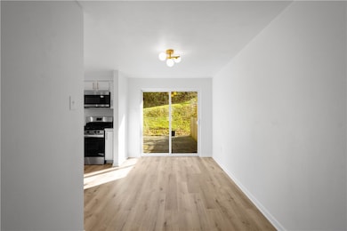 2001 Denning Way unit A, North Versailles, PA 15137 - photo 6