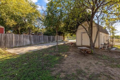 110 Thousand Oaks Cir, Weatherford, TX 76086 - photo 3