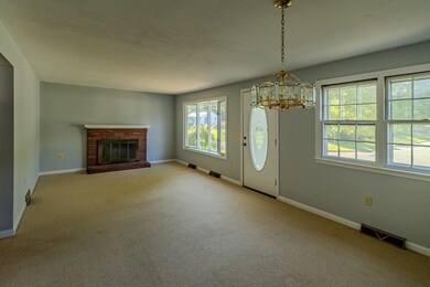 101 Cranberry Rd, Whitman, MA 02382 - photo 3