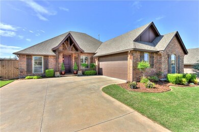 2512 SE 10th St, Moore, OK 73160 - photo 3