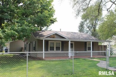 2003 W 71st St, Davenport, IA 52806 - photo 2