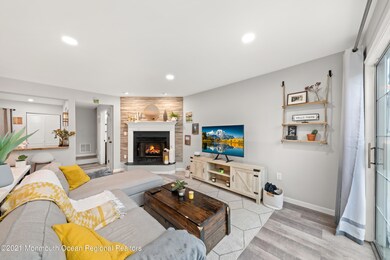 76 Madison Ct, Tinton Falls, NJ 07712 - photo 4