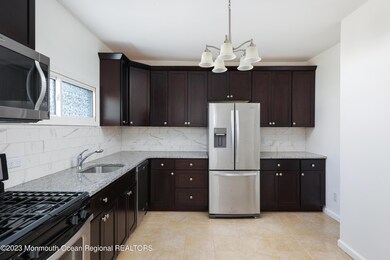 278 Broad St unit FIRST FLOOR, Matawan, NJ 07747 - photo 4