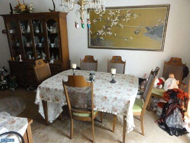 126 Penns Grant Dr, Morrisville, PA 19067 - photo 5