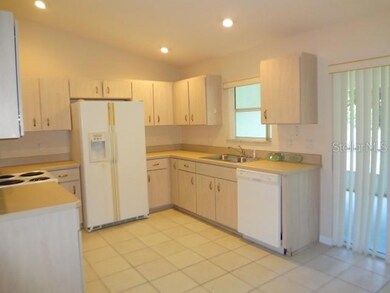 11 Pontiac Ln unit B, Palm Coast, FL 32164 - photo 4