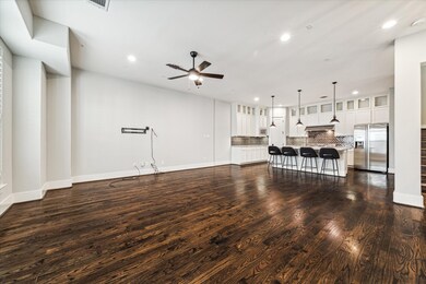 912 Yale St unit D, Houston, TX 77008 - photo 7