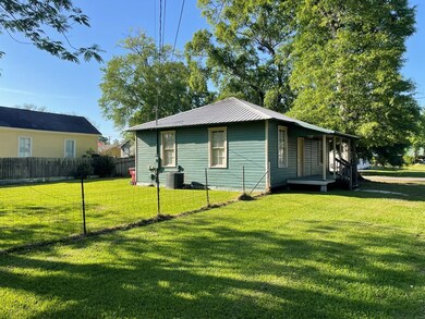 621 N Haugh Ave, Picayune, MS 39466 - photo 2
