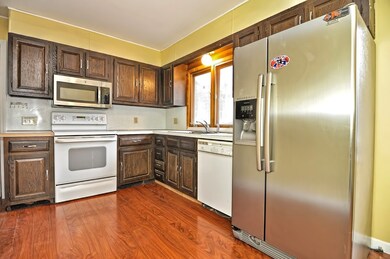 12 Walnut St, Douglas, MA 01516 - photo 5