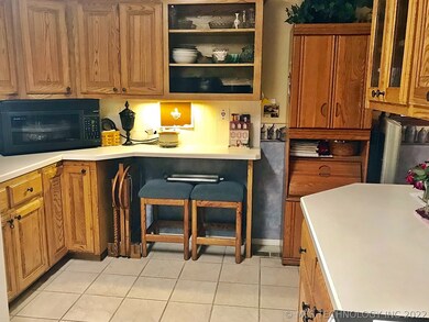 Lazy Susans top & bottom cabinets in this corner t