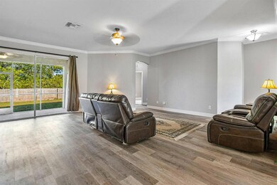 007-1841SWHampshireLane-PortStLucie-FL-s