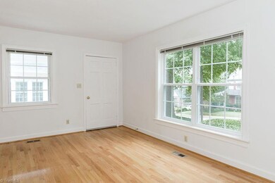 1525 W Northwest Blvd, Winston Salem, NC 27104 - photo 6