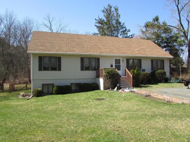 18 Elizabeth Pkwy, Eatontown, NJ 07724 - photo 3