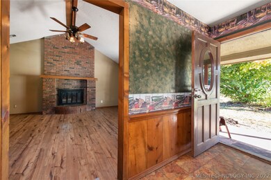 Front entry way.
