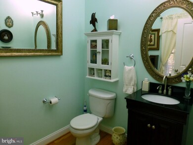 109 Linden Ave, Edgewater, MD 21037 - photo 6