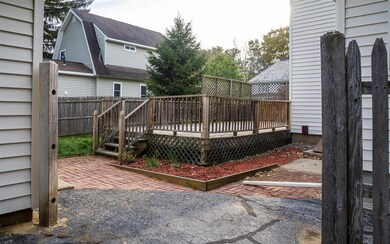 22 Crescent St, Keene, NH 03431 - photo 5