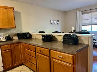 2002 Greenbriar Dr, Emporia, KS 66801 - photo 6