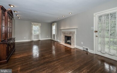 7804 Conwell Rd, Glenside, PA 19038 - photo 2