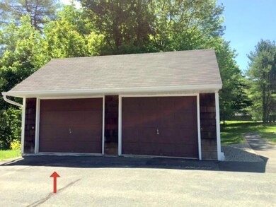 Detached garage