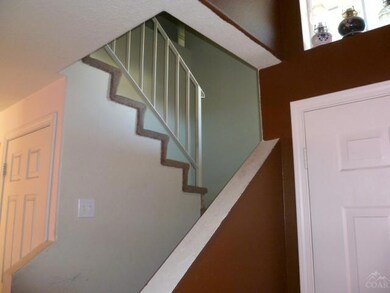 2754 SW Reindeer Ct, Redmond, OR 97756 - photo 3