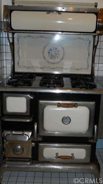 491 E 9th St, Upland, CA 91786 - photo 6