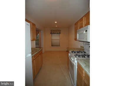 116 E Moreland Ave unit B5, Hatboro, PA 19040 - photo 6