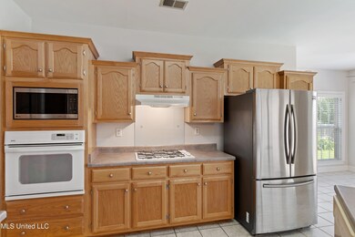 1655 Lantern Ln-10
