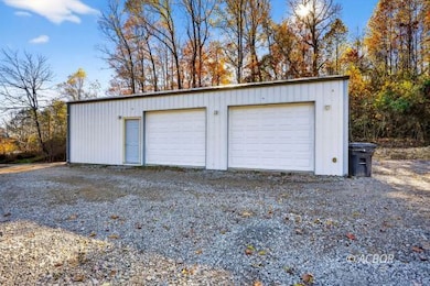 30067 Garrett Ridge Rd, McArthur, OH 45651 - photo 4
