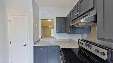 06-725 Bragg Dr