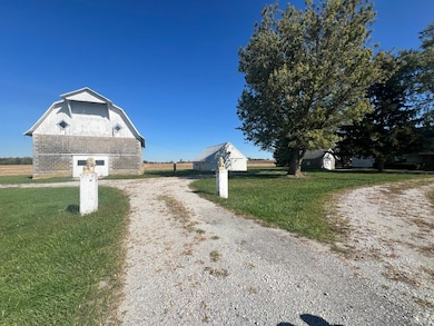 6460 E US Highway 40, Cambridge City, IN 47327 - photo 4