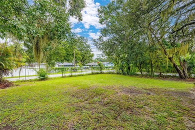 7517 Connecticut Dr, Tampa, FL 33619 - photo 4