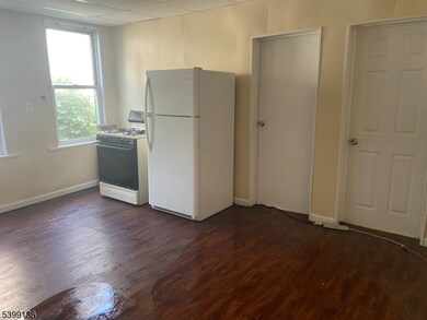 520 E 24th St unit 1, Paterson, NJ 07514 - photo 3