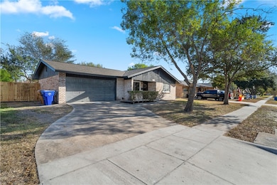 914 Brock Dr, Corpus Christi, TX 78412 - photo 2