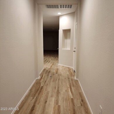 #114 Foyer