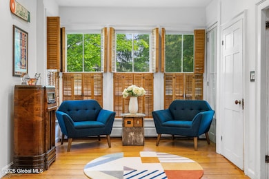 43-web-or-mls-126-ny-372