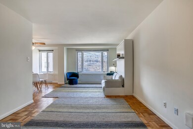 The Potomac Plaza Co-op unit 302, Washington, DC 20037 - photo 6