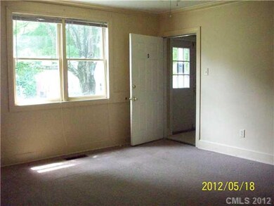 330 Brevard St, Statesville, NC 28677 - photo 7