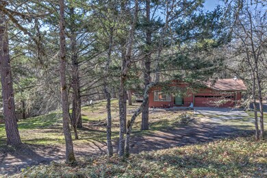 234 Lathrop Ln, Grants Pass, OR 97526 - photo 4