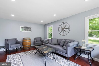 9 John Hannum Cir, Glen Mills, PA 19342 - photo 2