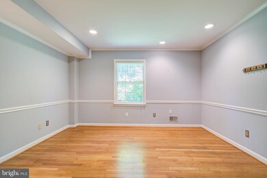 11904 Triple Crown Rd, Reston, VA 20191 - photo 6