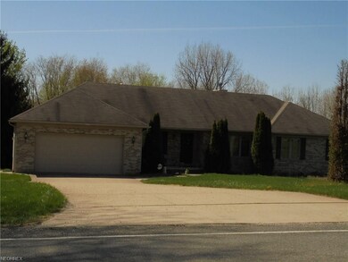 1428 W Comet Rd, New Franklin, OH 44216 - photo 2