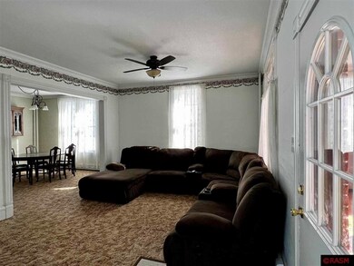 1020 N Minnesota St, New Ulm, MN 56073 - photo 4