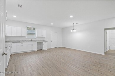 11813 Lem Turner Rd, Jacksonville, FL 32218 - photo 4