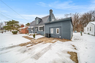 1410 Hamlin Dr, Ashtabula, OH 44004 - photo 2