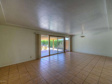 007_Living and Dining Room