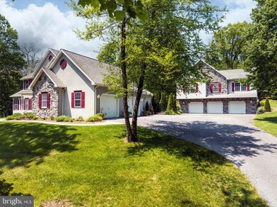 9 Hidden Pond Dr, Reading, PA 19607 - photo 5